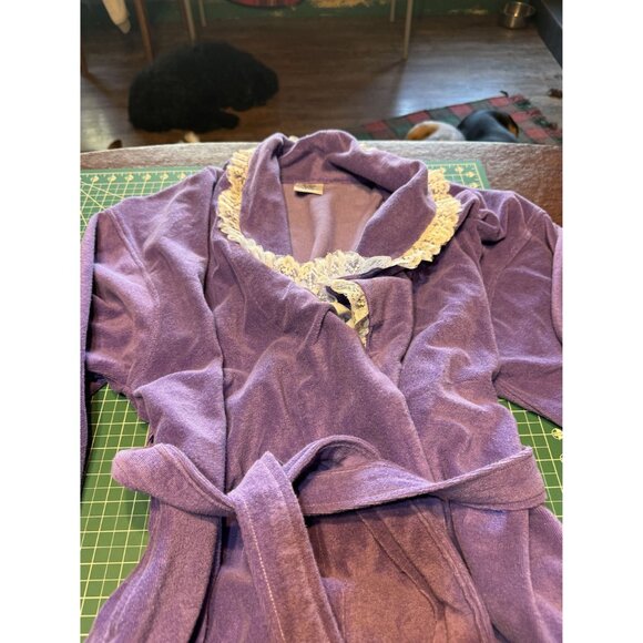 Vintage Lavender Robe With Lace Trim & Belt Cotton Blend Womens 1X - Picture 3 of 6